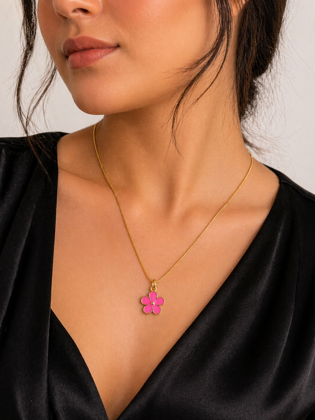 Luxury Flower Pendant Necklace – Premium Gold Plated Elegant Jewelry for Women