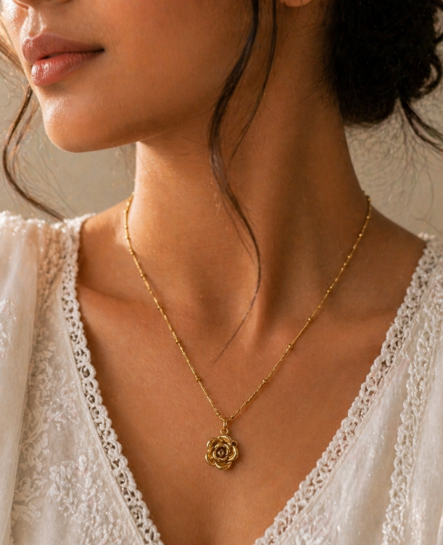 Elegant Flower Necklace – Premium Quality & Stylish Design